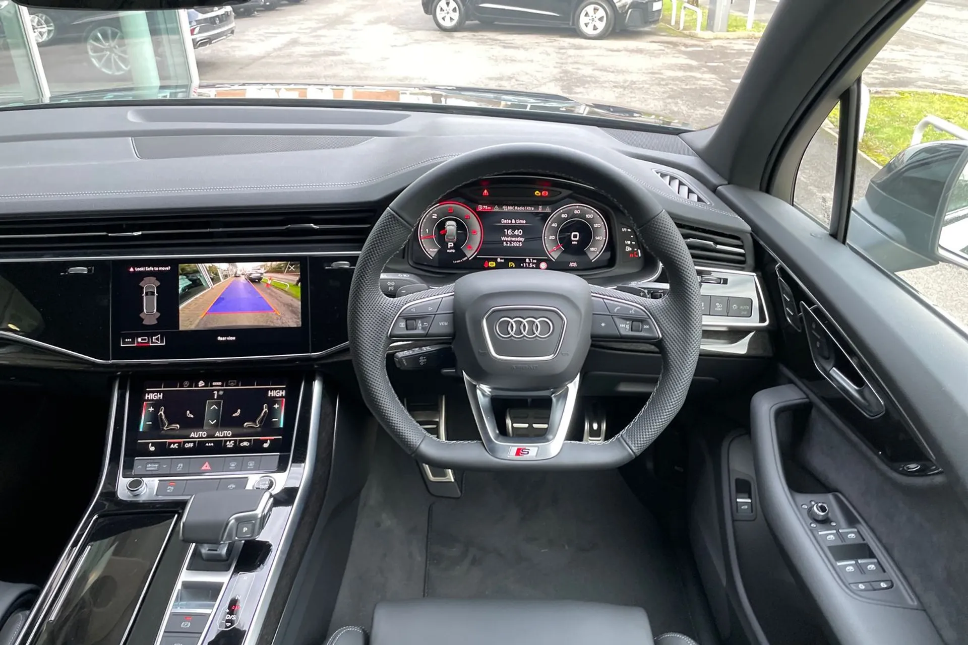 Audi Q7 thumbnail image number 33