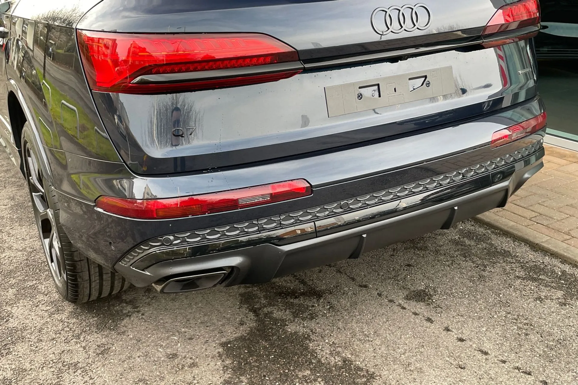 Audi Q7 thumbnail image number 15