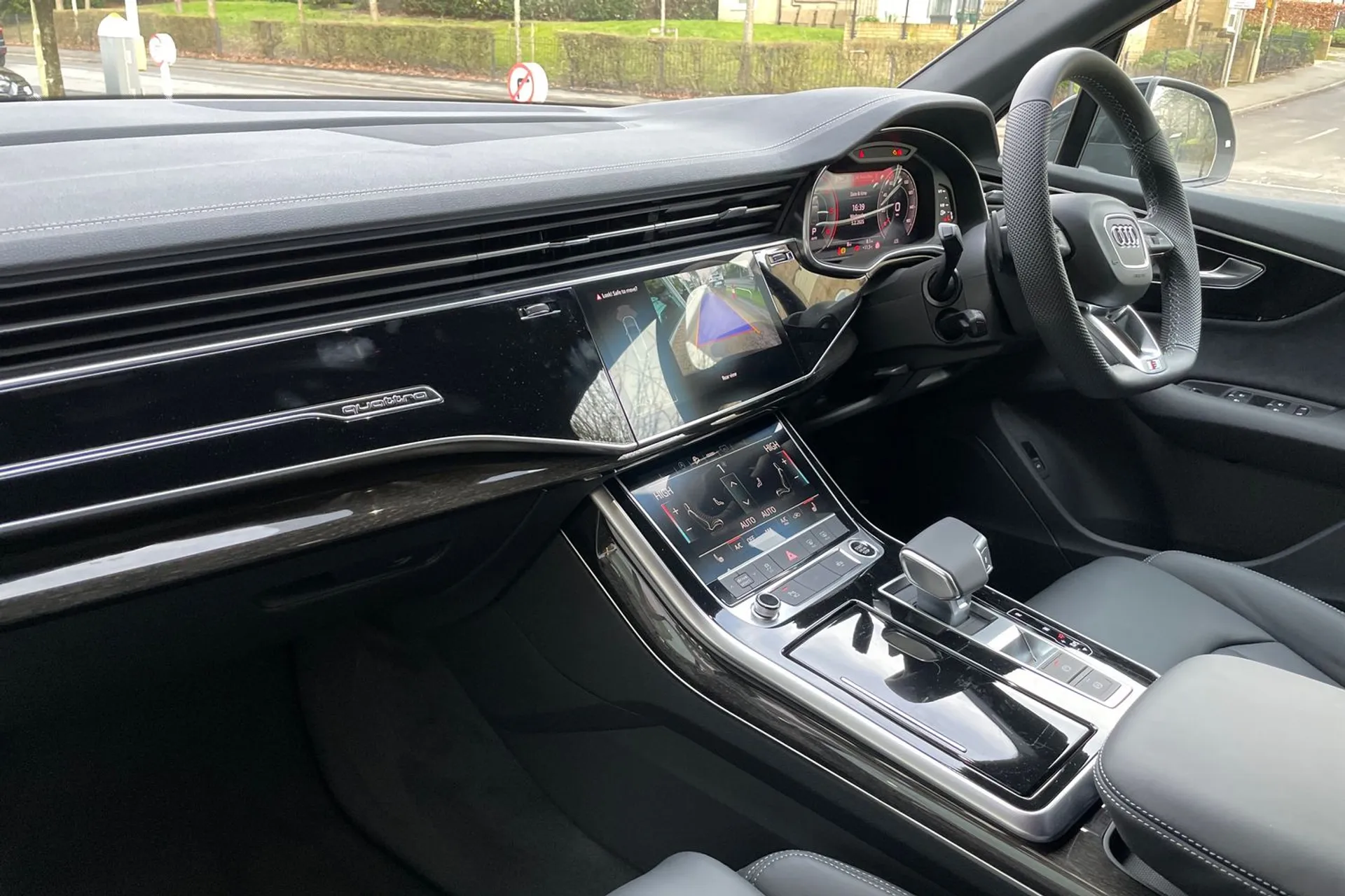 Audi Q7 thumbnail image number 26