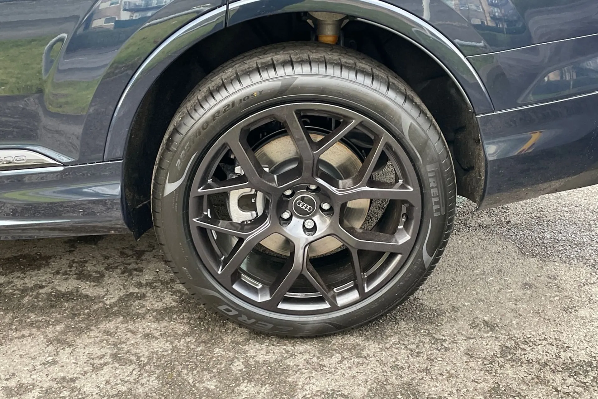 Audi Q7 thumbnail image number 11