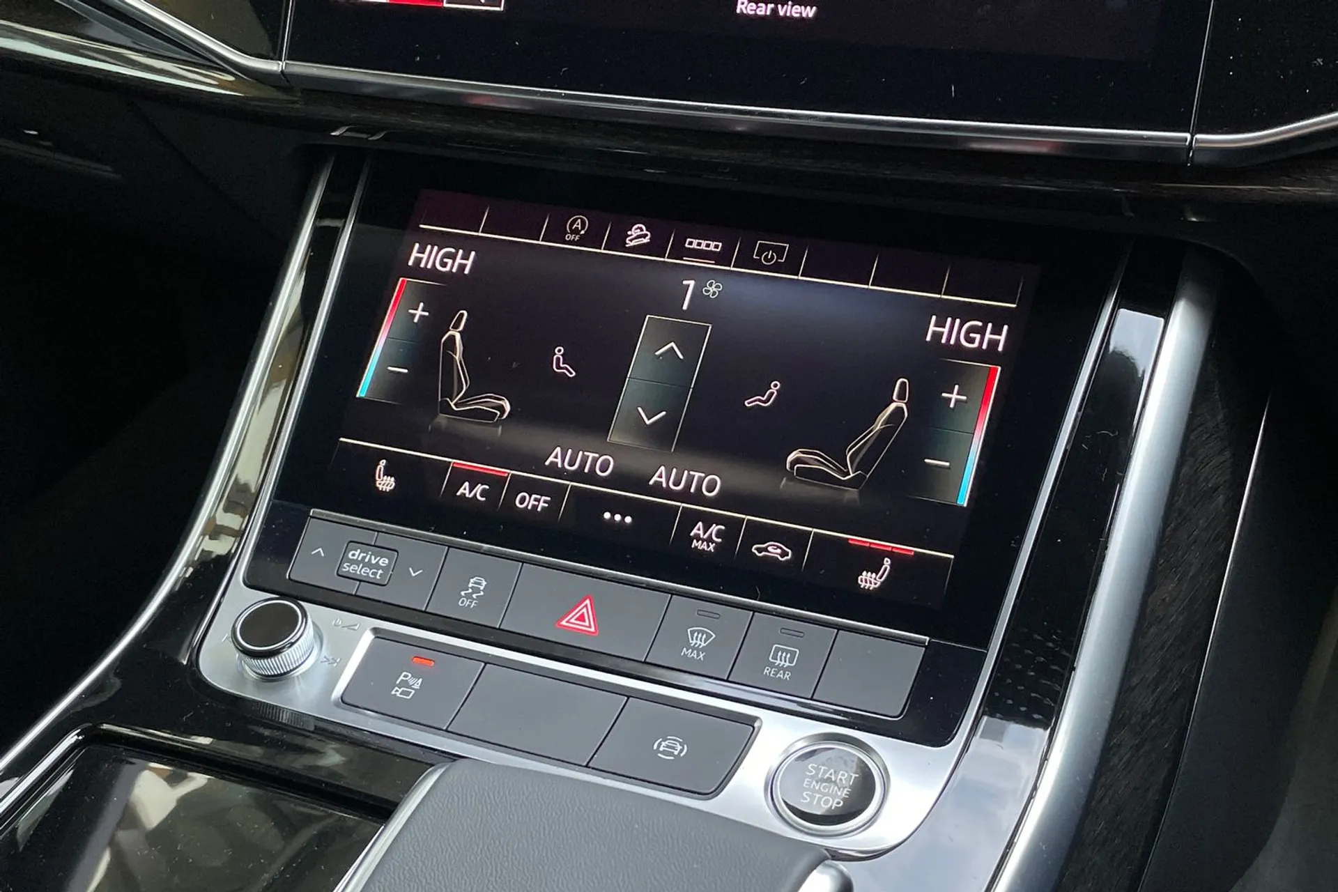 Audi Q7 thumbnail image number 37