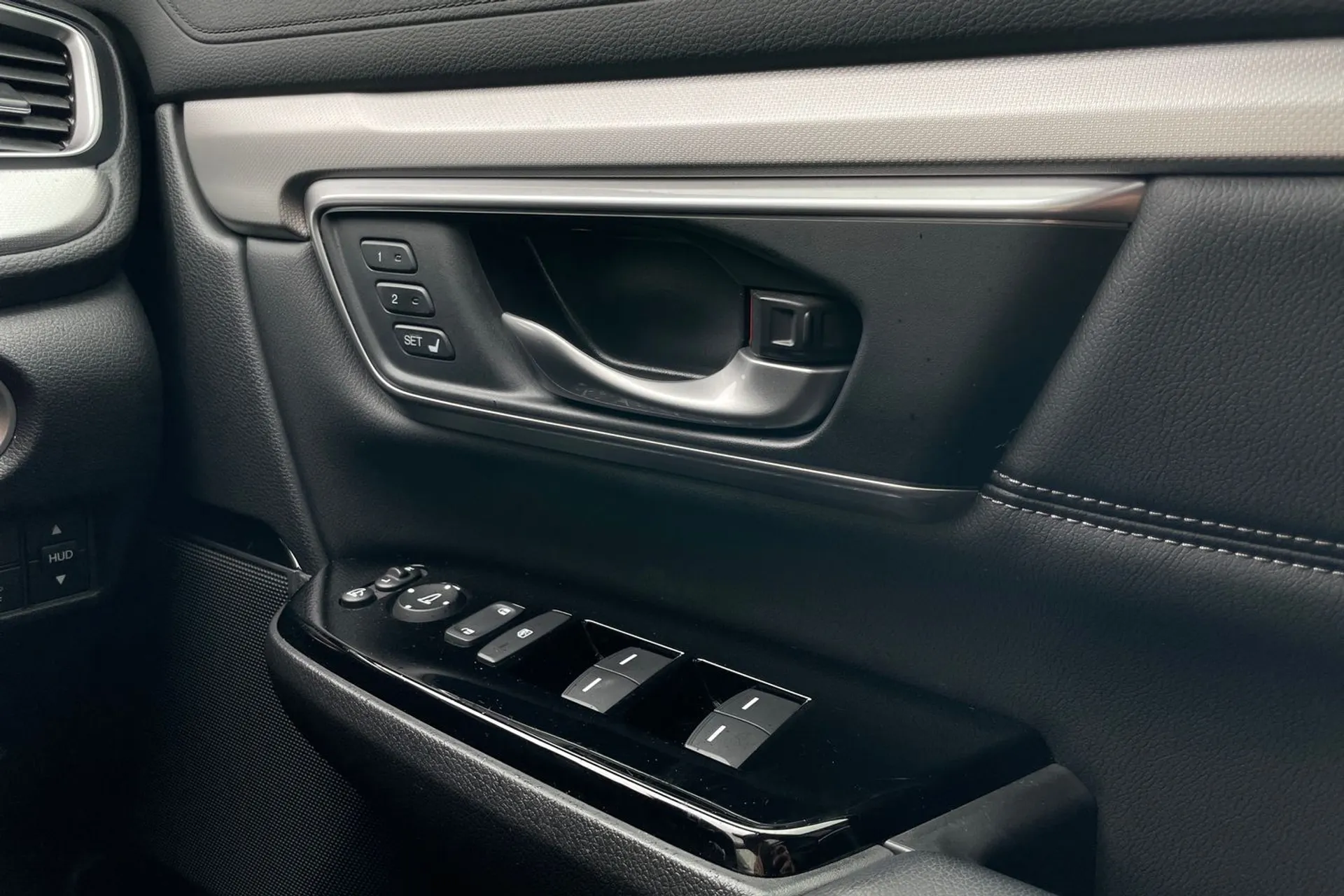 HONDA CR-V thumbnail image number 39