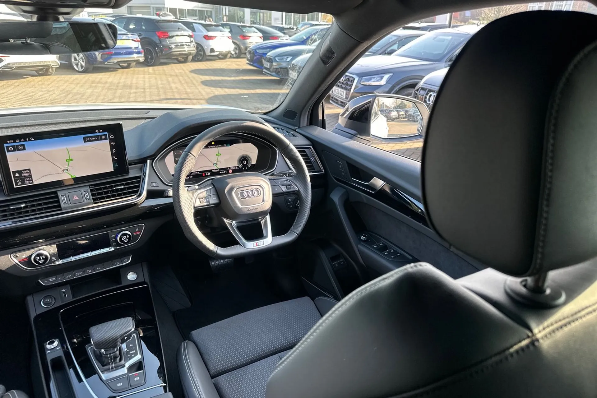Audi Q5 thumbnail image number 40