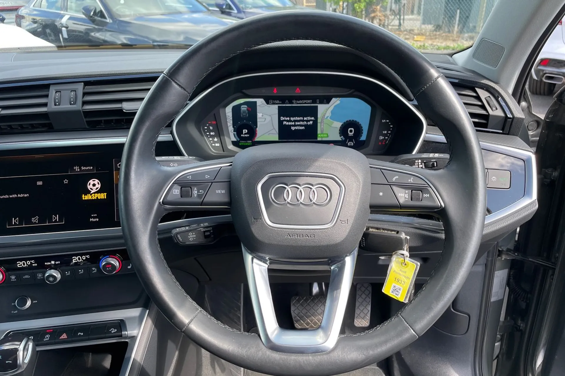 Audi Q3 thumbnail image number 39