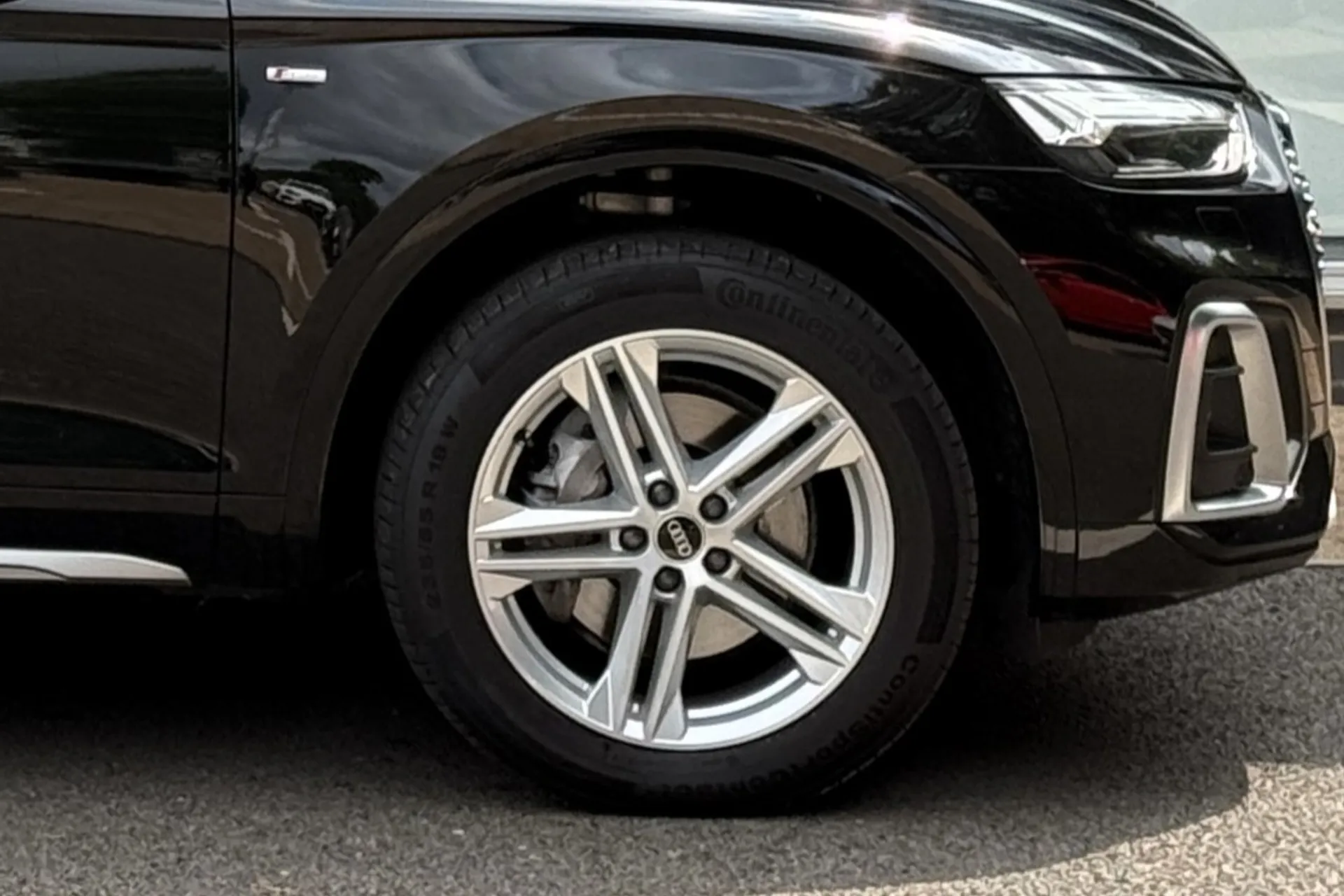 Audi Q5 thumbnail image number 6