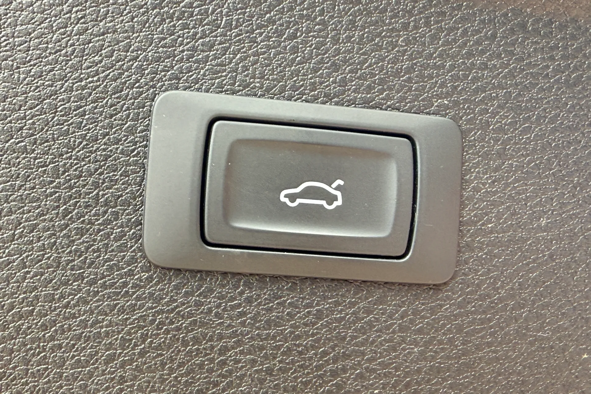 Audi Q5 thumbnail image number 25