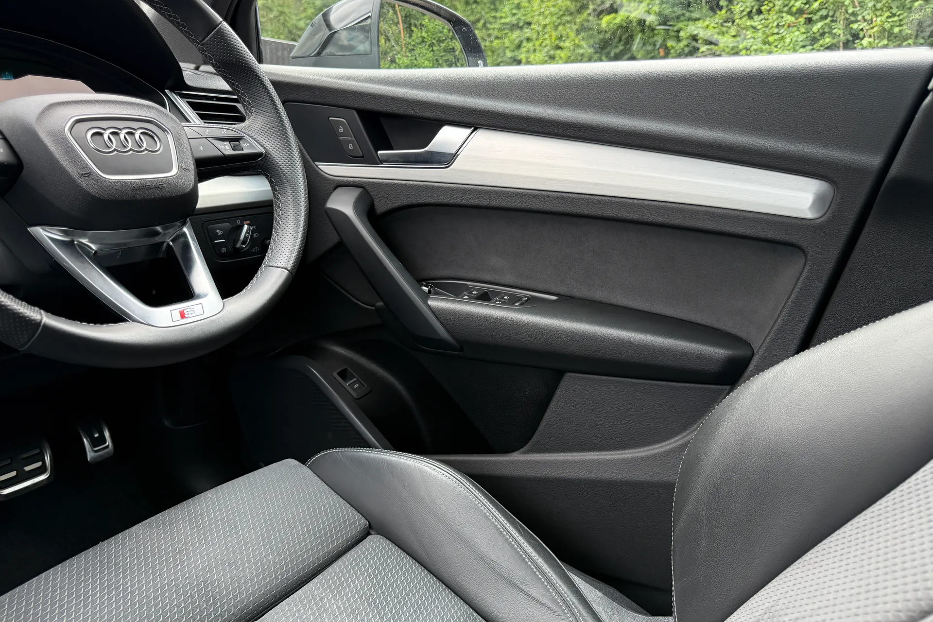 Audi Q5 thumbnail image number 41