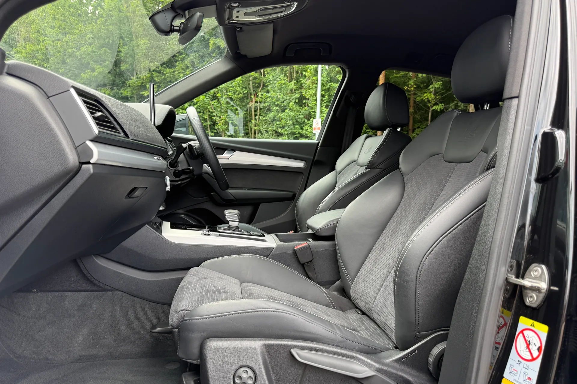 Audi Q5 thumbnail image number 31