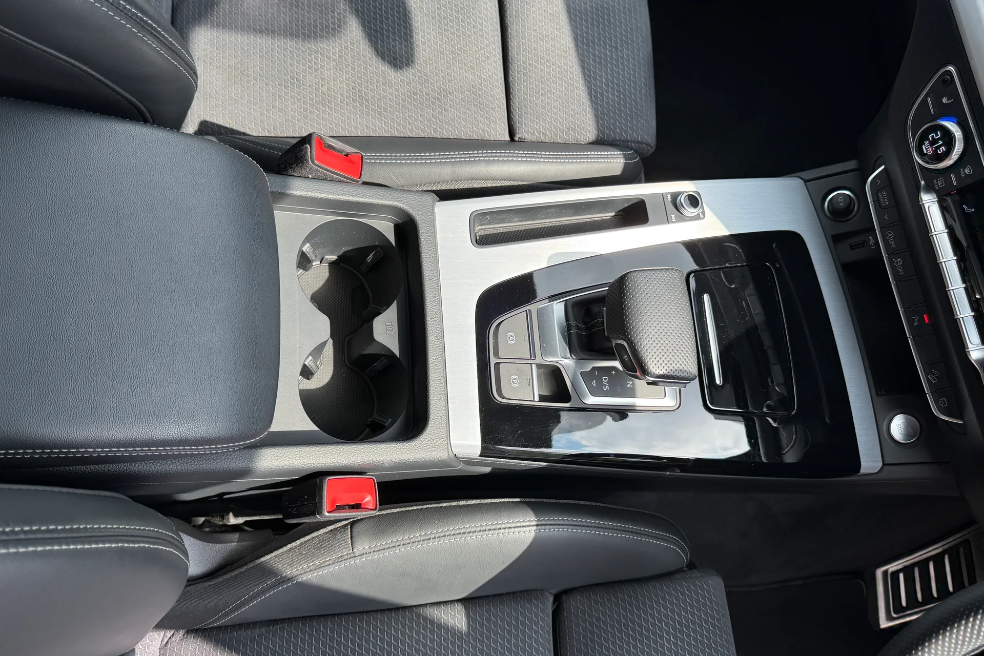 Audi Q5 thumbnail image number 52