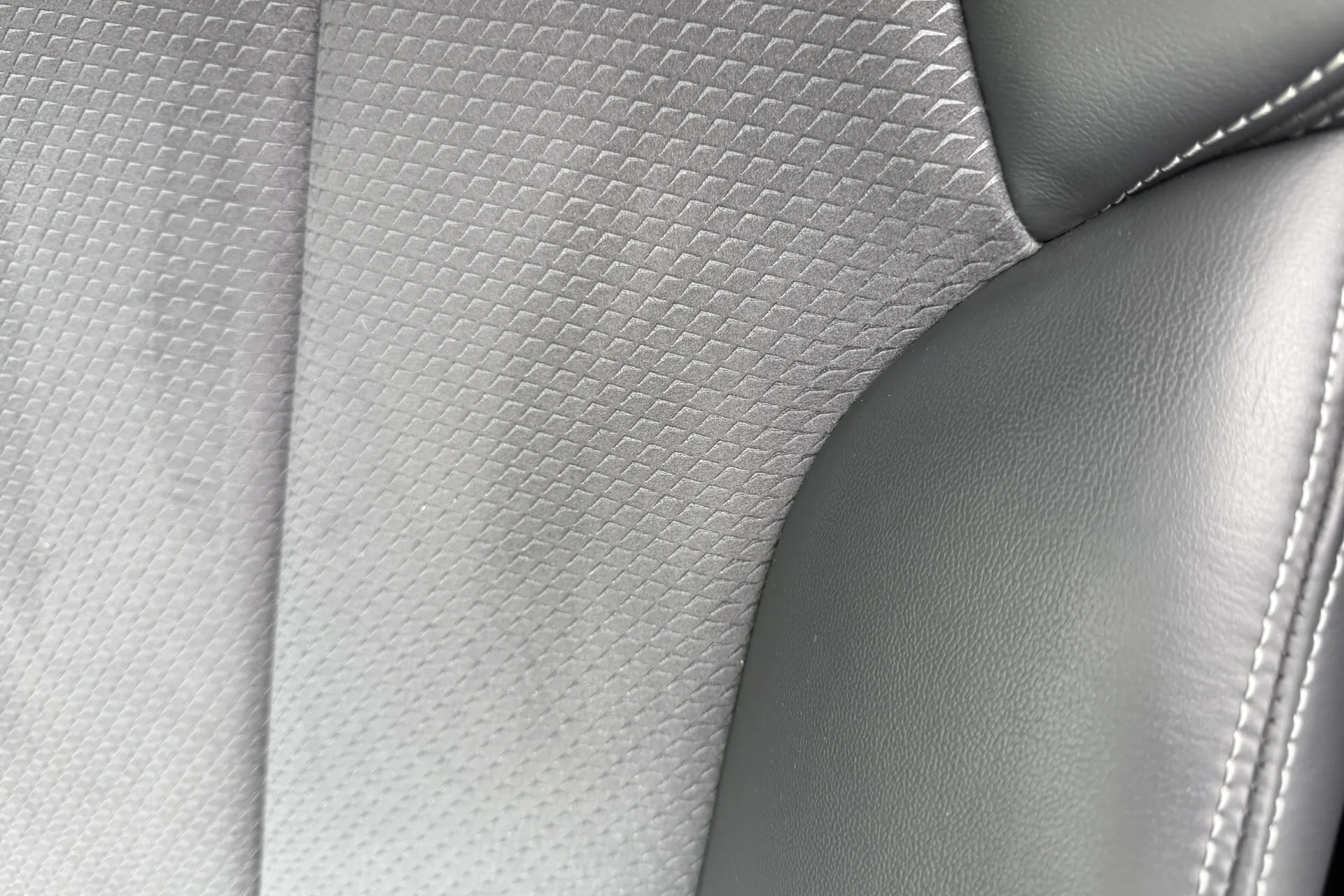 Audi Q5 thumbnail image number 34