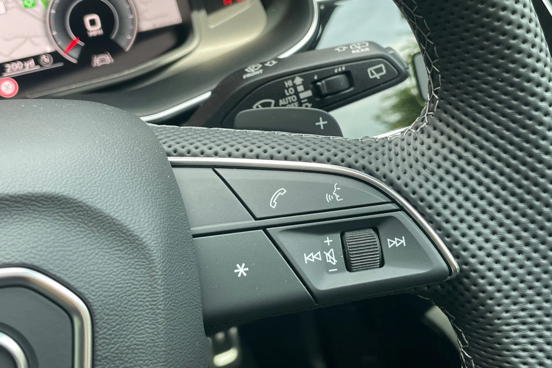 Audi Q7 thumbnail image number 59