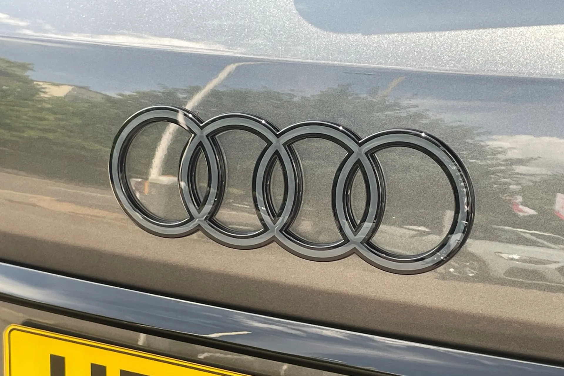 Audi Q7 thumbnail image number 50