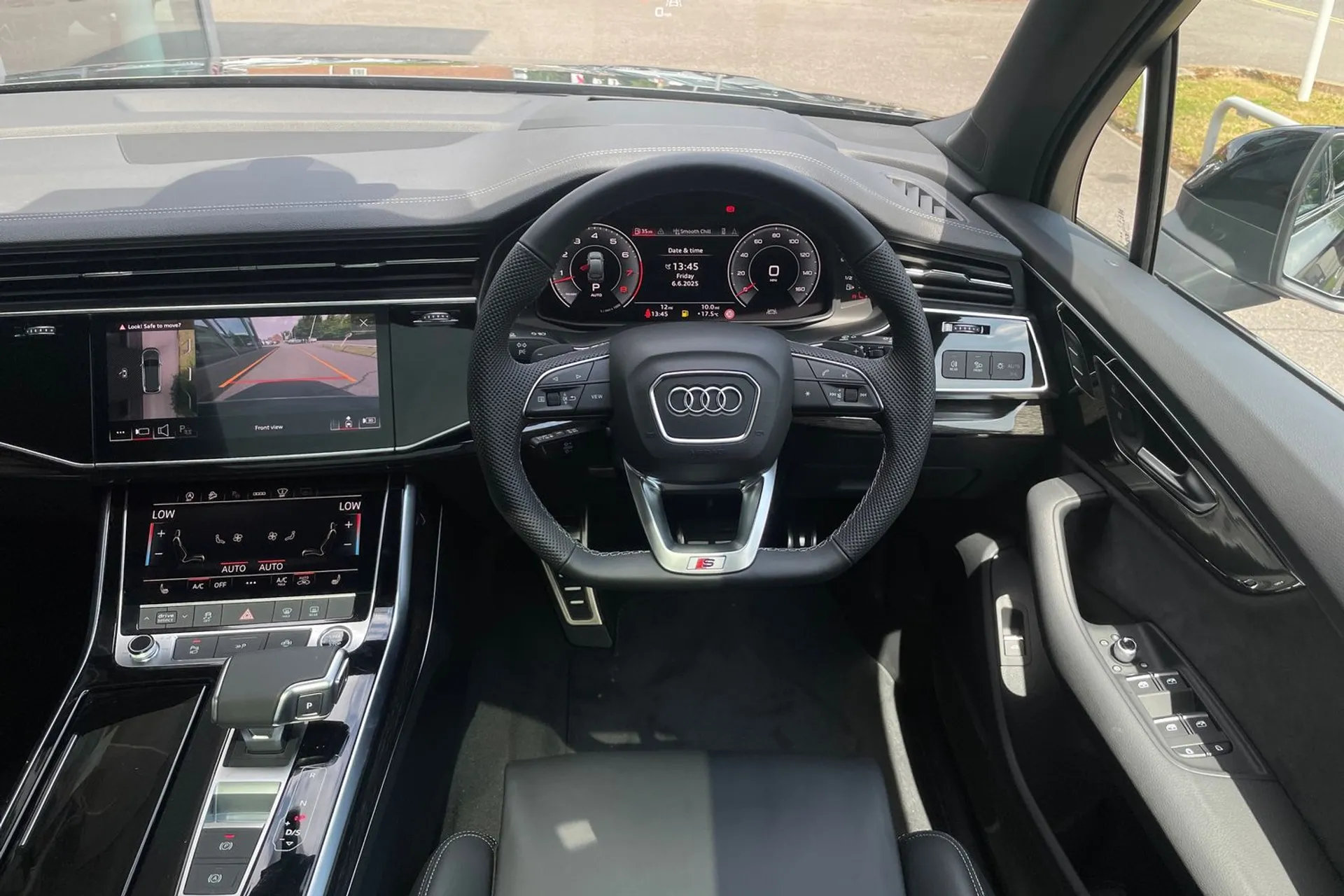 Audi Q7 thumbnail image number 33