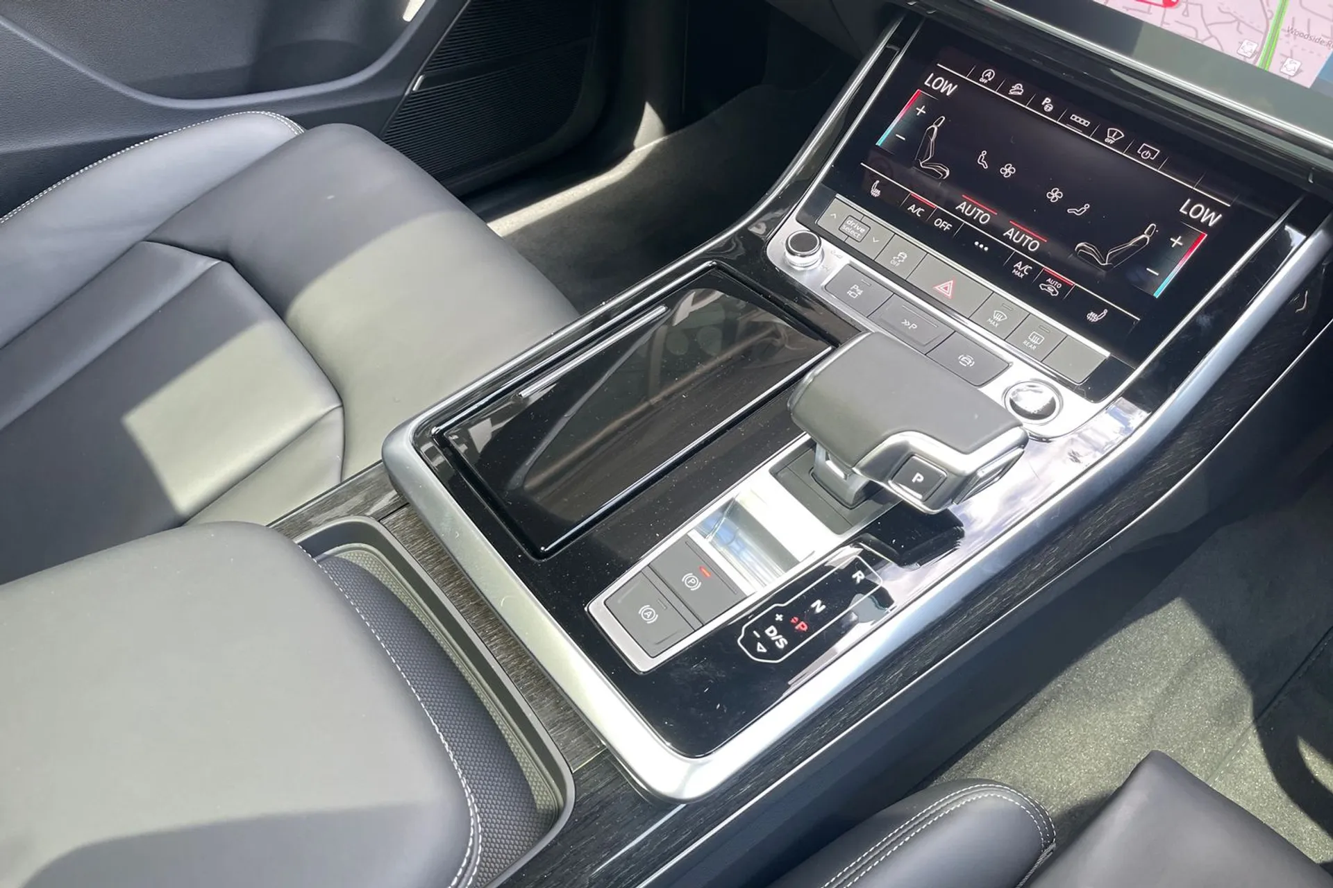 Audi Q7 thumbnail image number 41