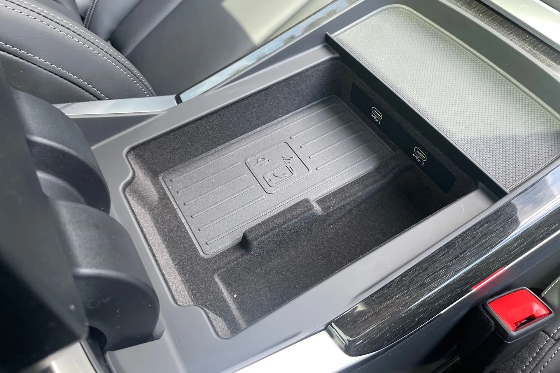 Audi Q7 thumbnail image number 44