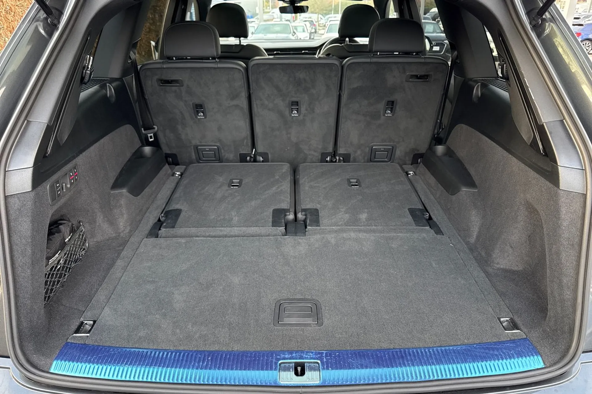 Audi Q7 thumbnail image number 21