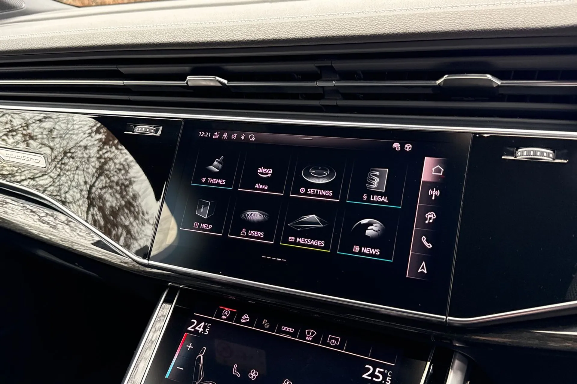 Audi Q7 thumbnail image number 45