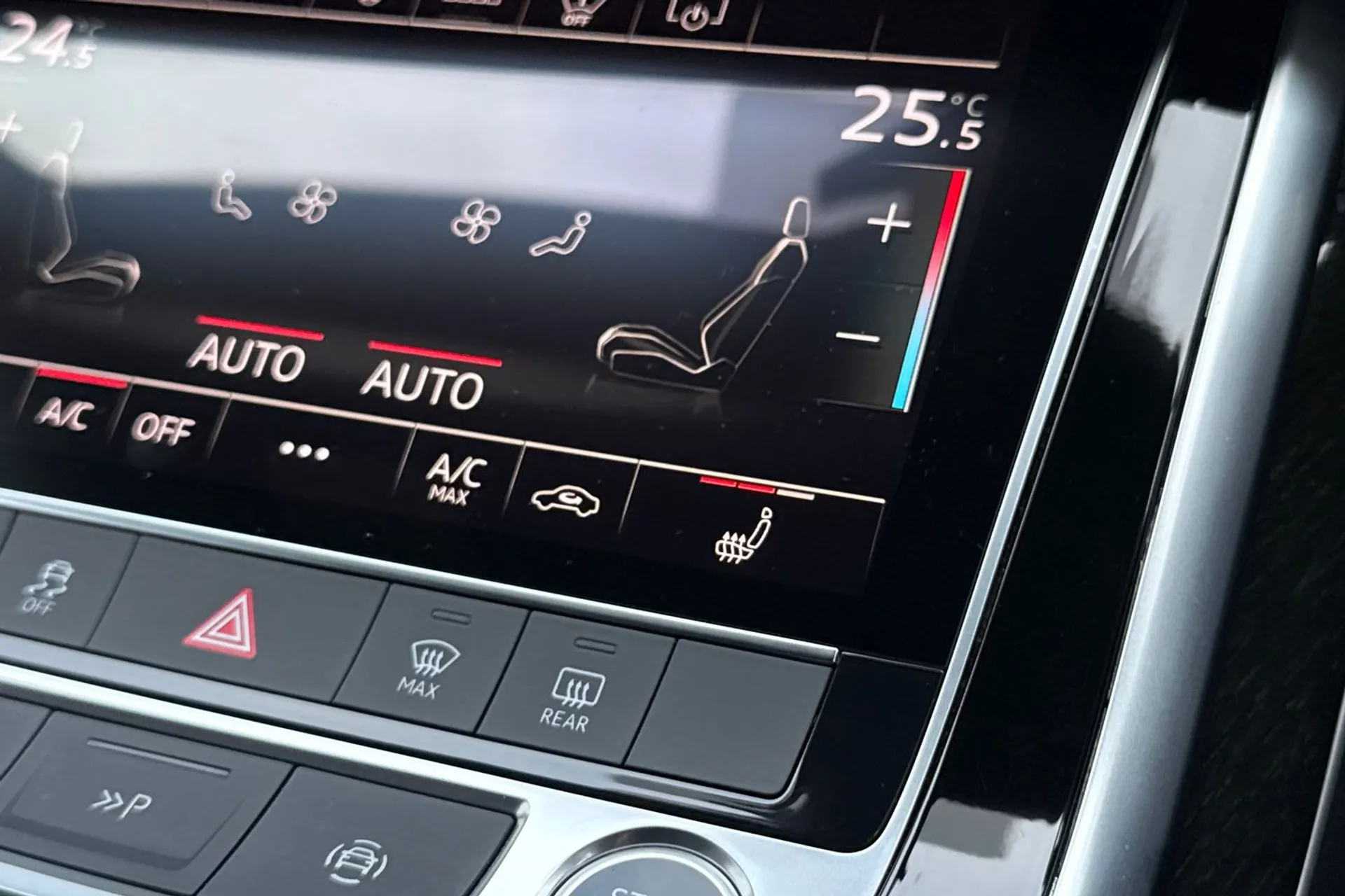 Audi Q7 thumbnail image number 38