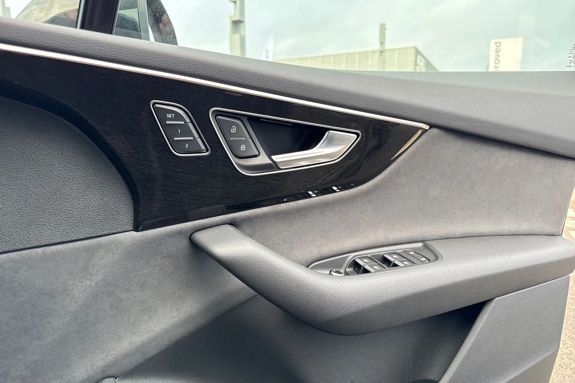 Audi Q7 thumbnail image number 53