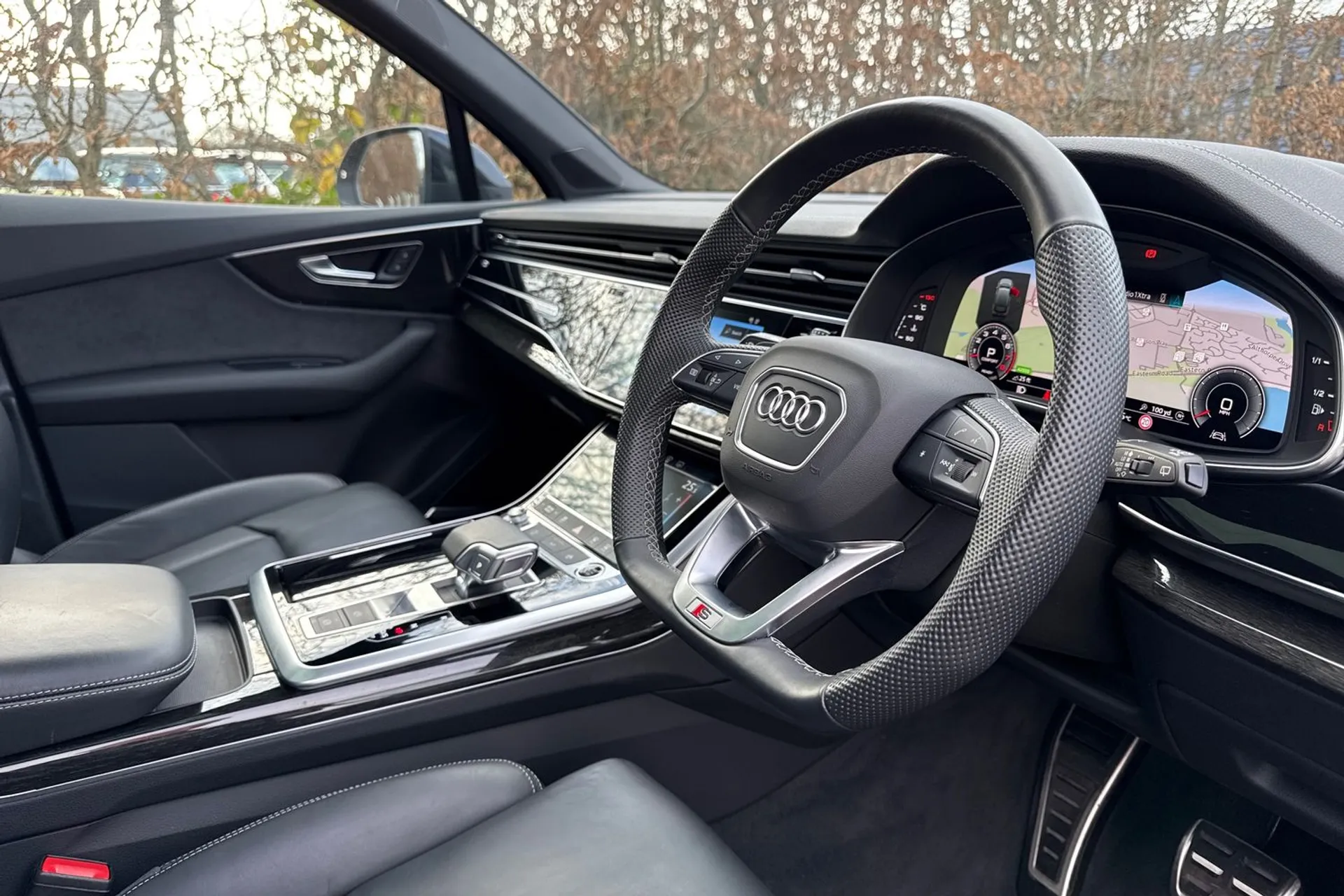 Audi Q7 thumbnail image number 30