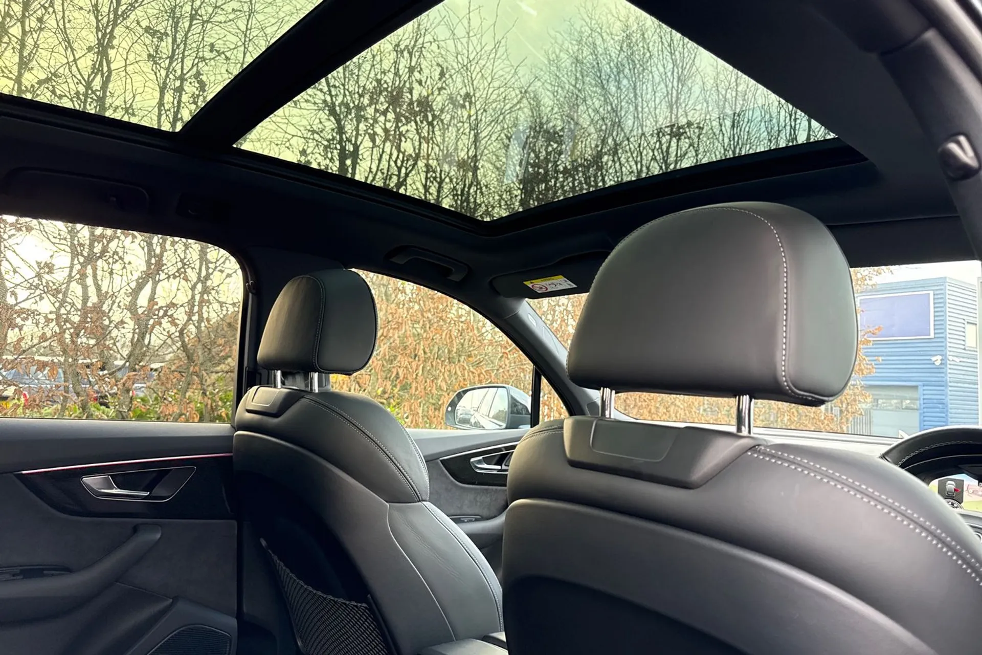 Audi Q7 thumbnail image number 25