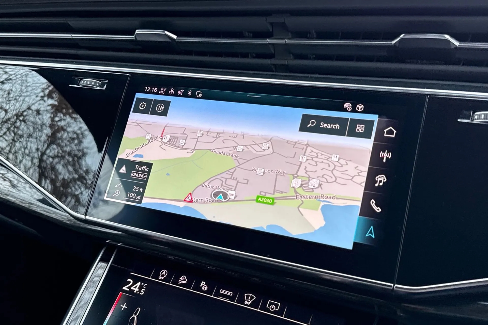 Audi Q7 thumbnail image number 29