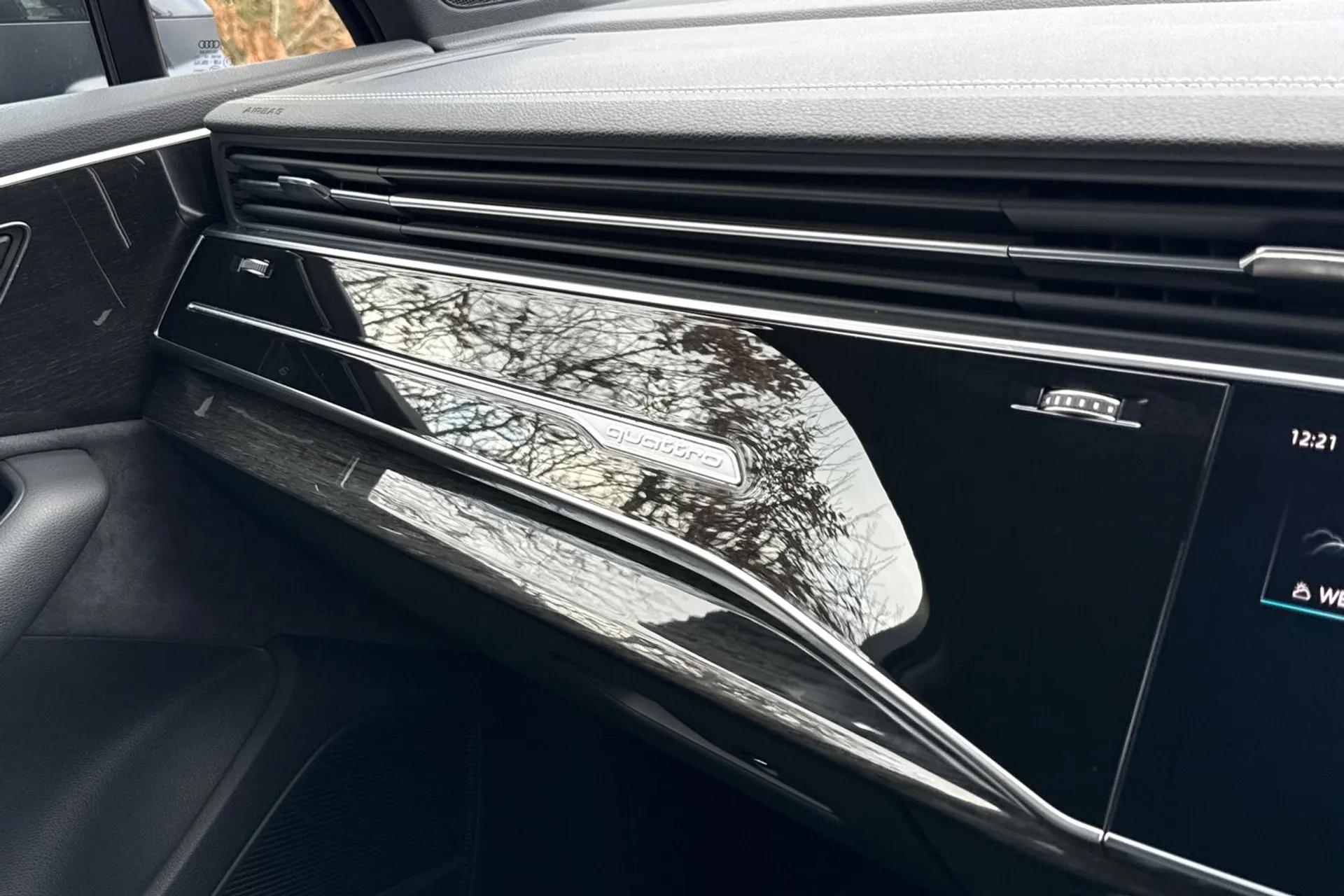 Audi Q7 thumbnail image number 58