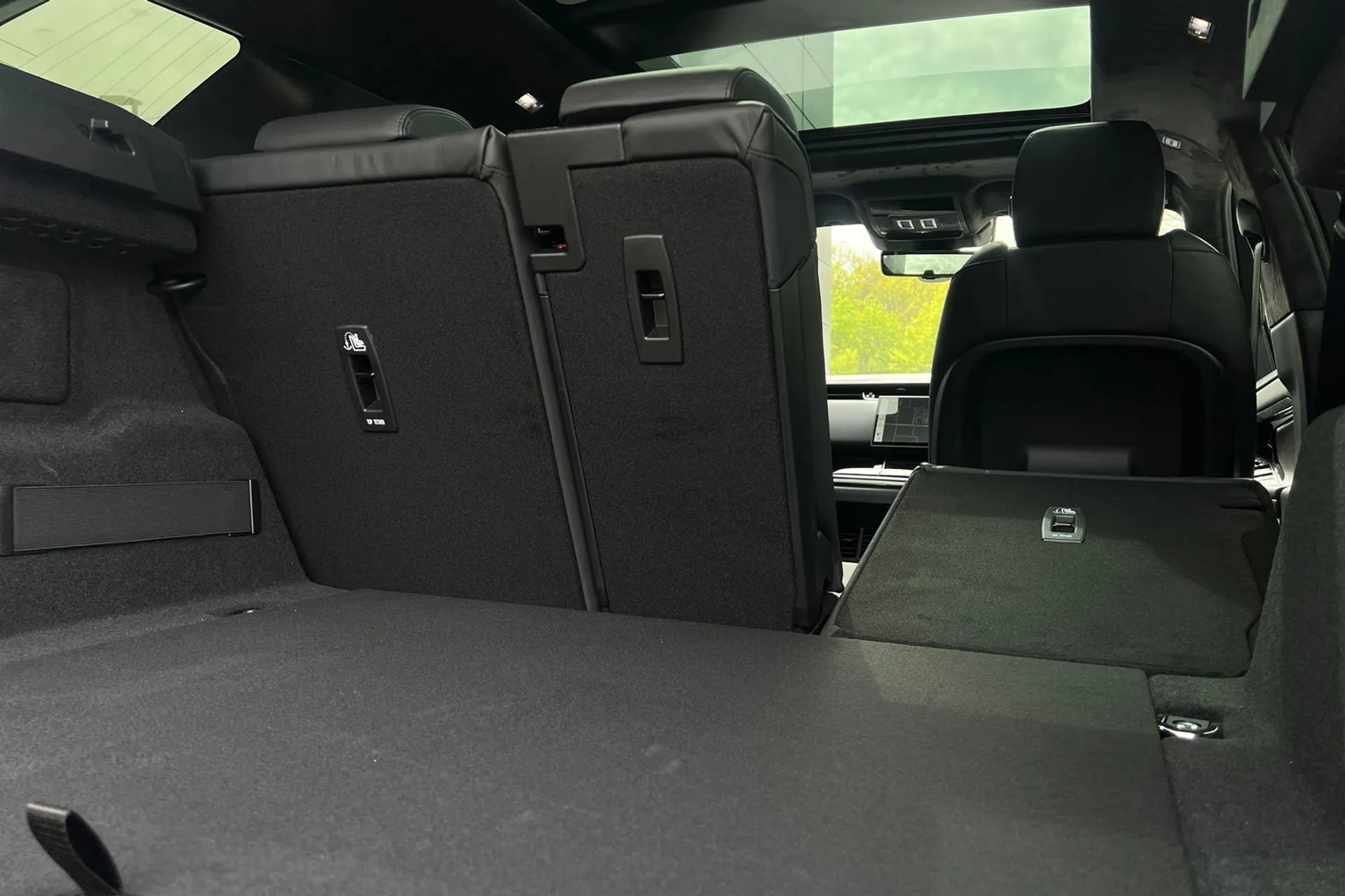 LAND ROVER RANGE ROVER EVOQUE thumbnail image number 30