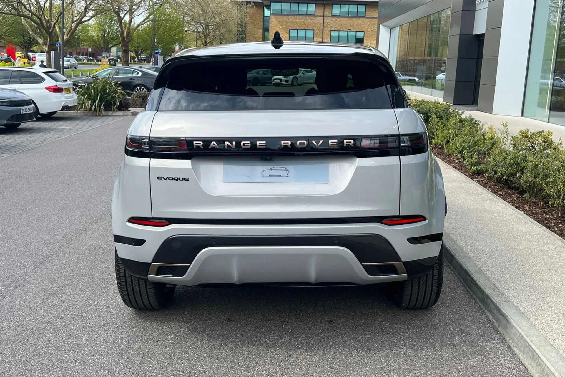 LAND ROVER RANGE ROVER EVOQUE thumbnail image number 11