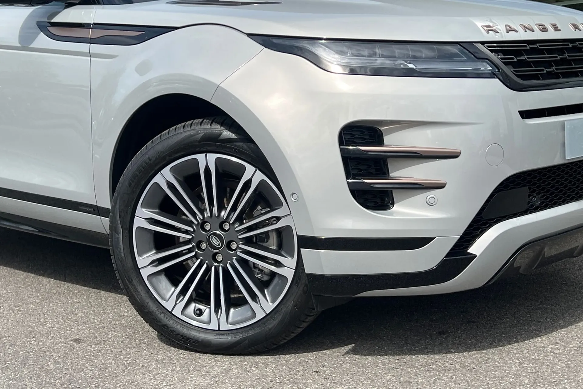 LAND ROVER RANGE ROVER EVOQUE thumbnail image number 9