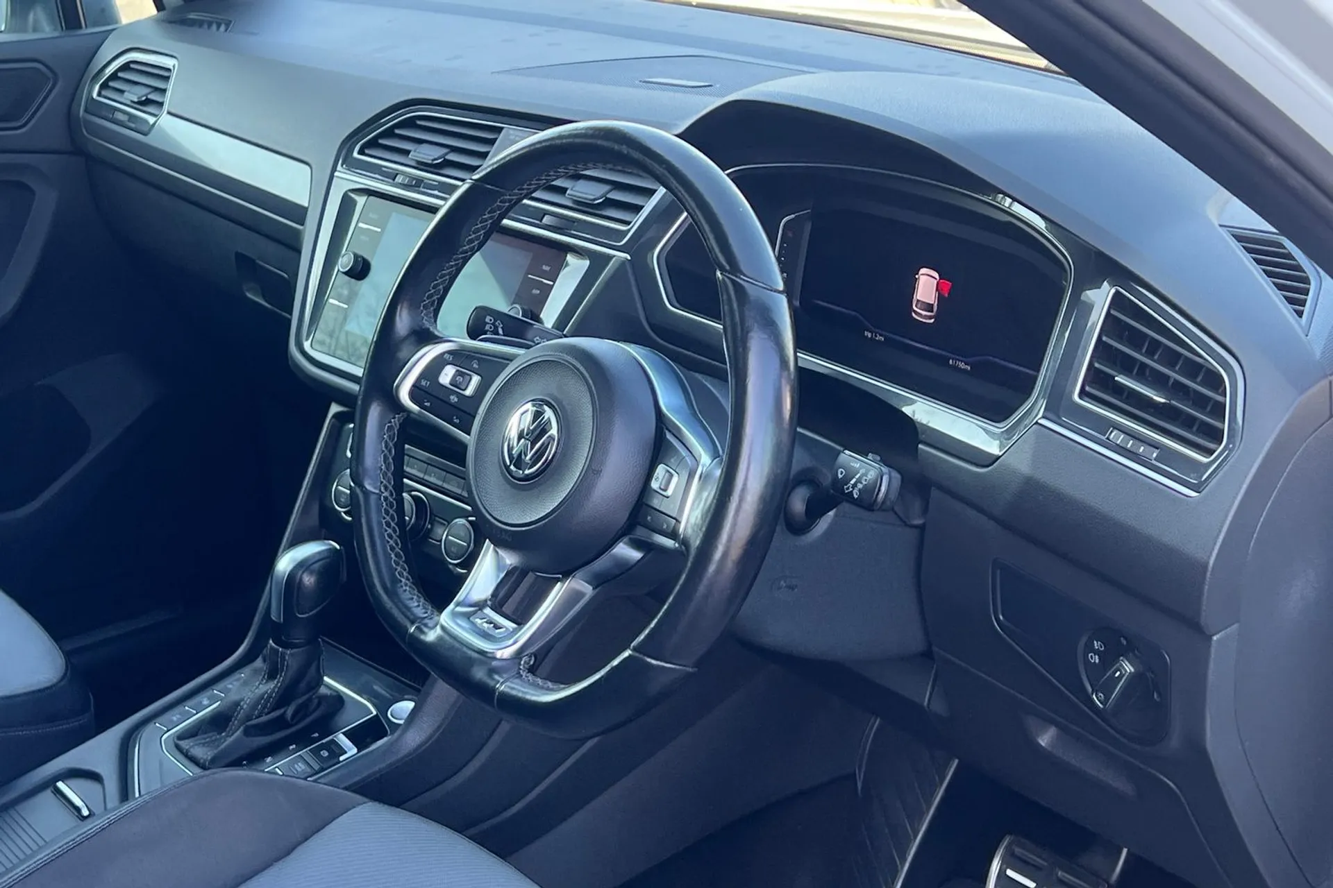 VOLKSWAGEN TIGUAN thumbnail image number 26