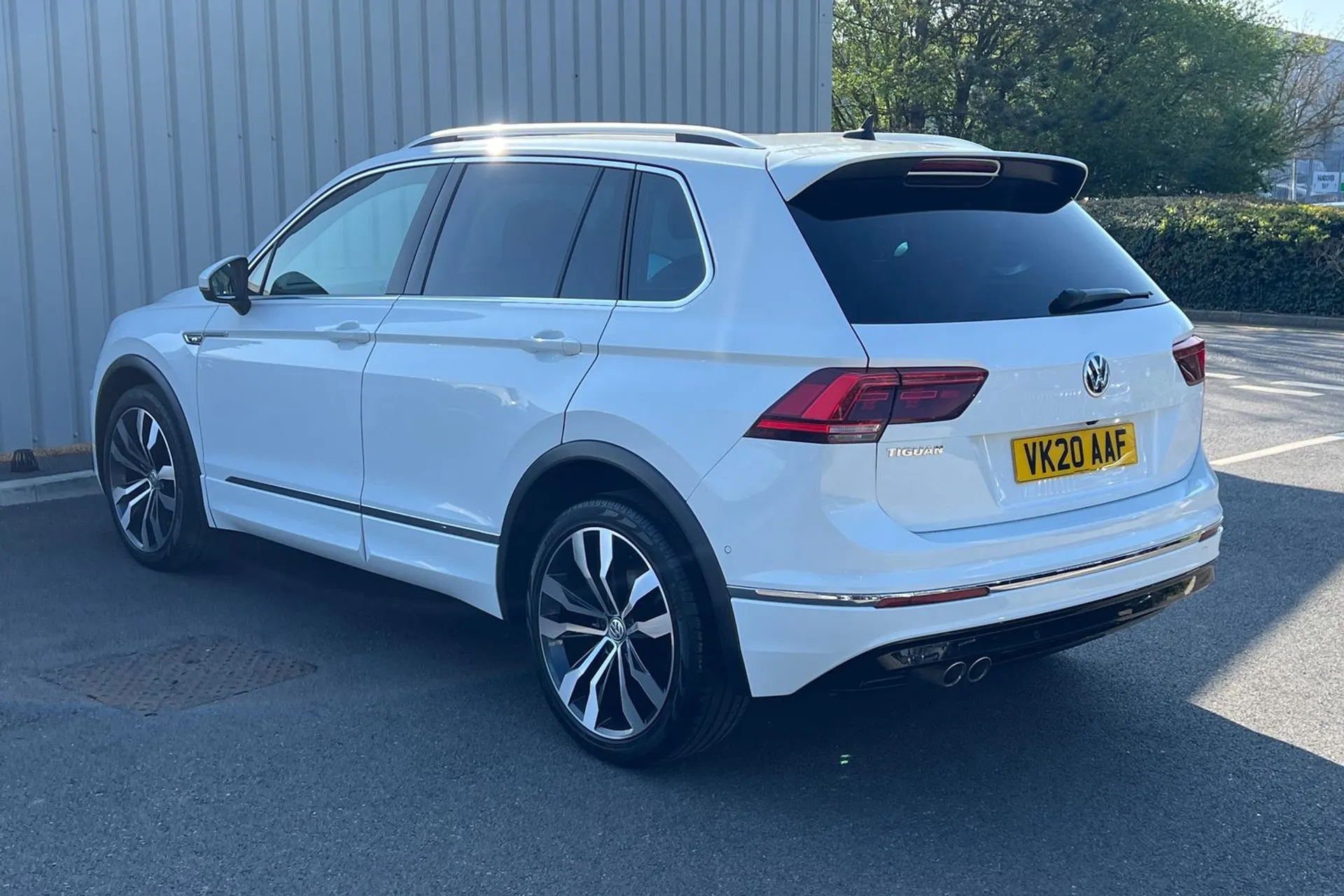 VOLKSWAGEN TIGUAN thumbnail image number 9
