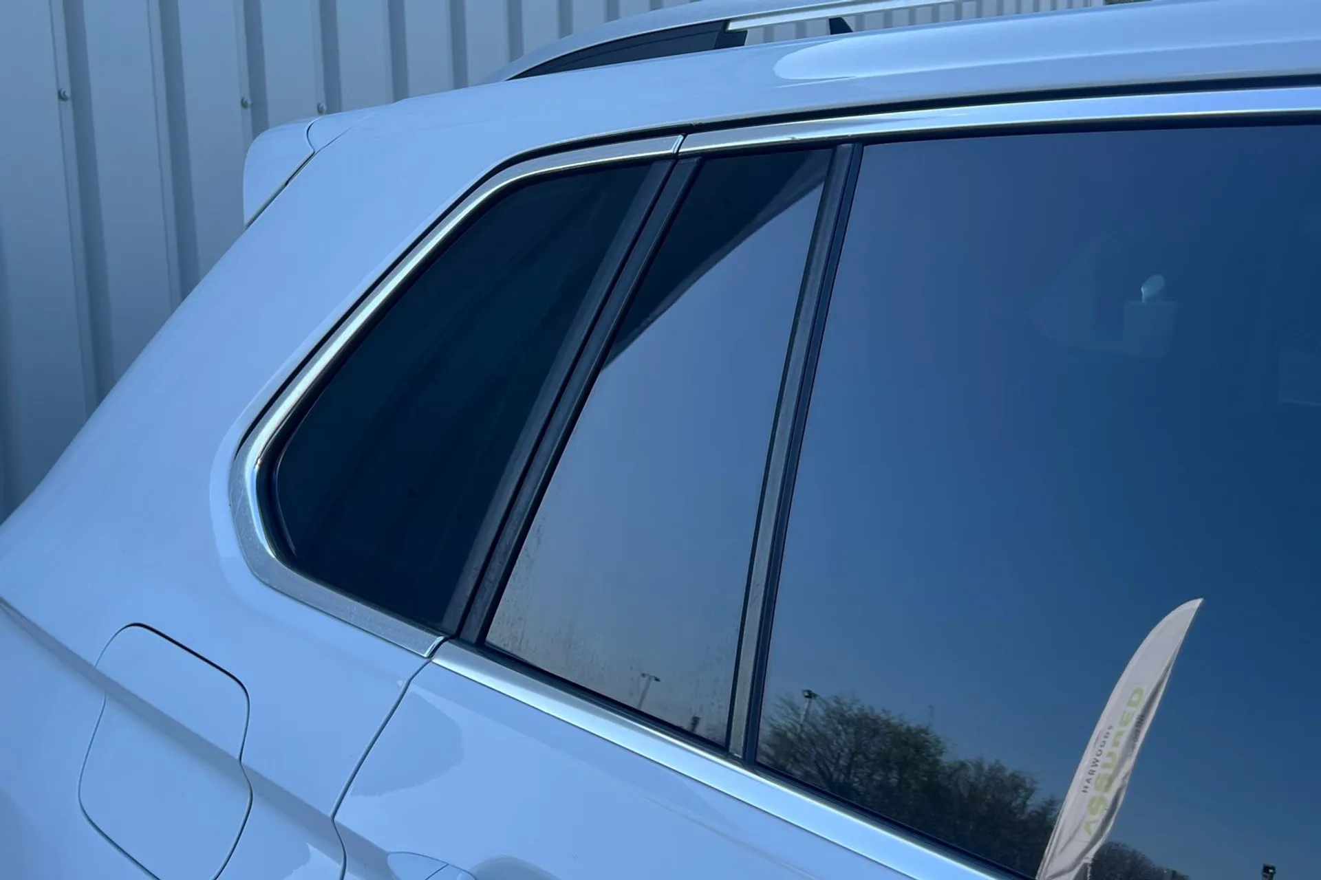 VOLKSWAGEN TIGUAN thumbnail image number 14