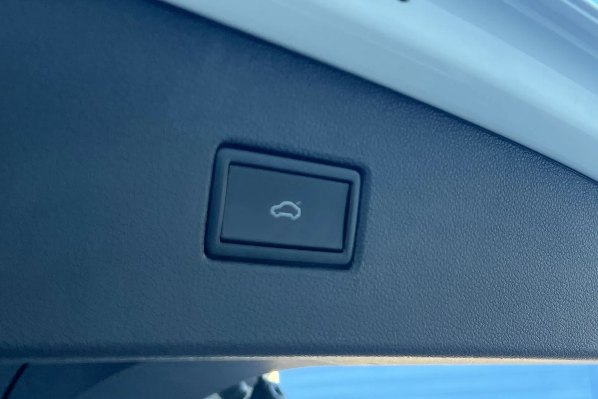 VOLKSWAGEN TIGUAN thumbnail image number 20