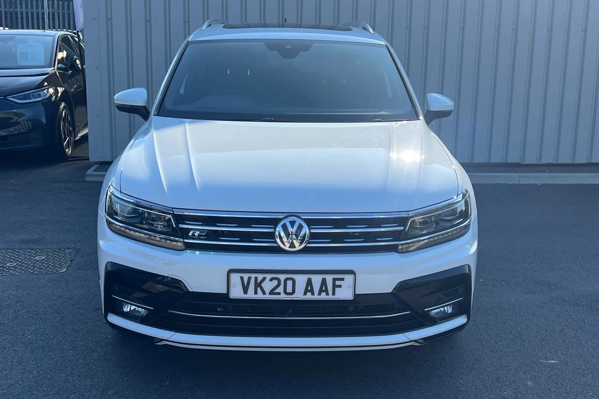 VOLKSWAGEN TIGUAN thumbnail image number 12