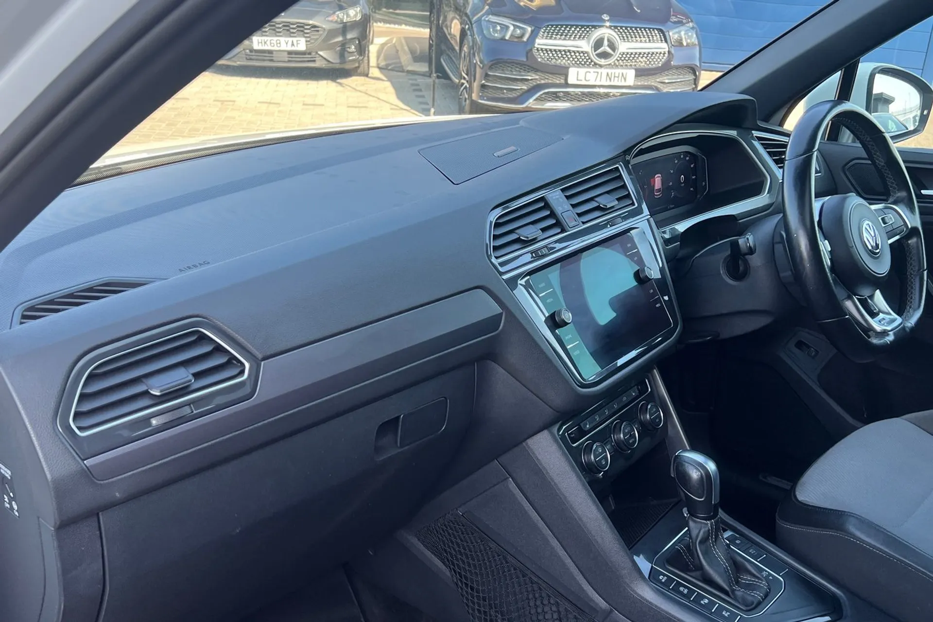 VOLKSWAGEN TIGUAN thumbnail image number 27