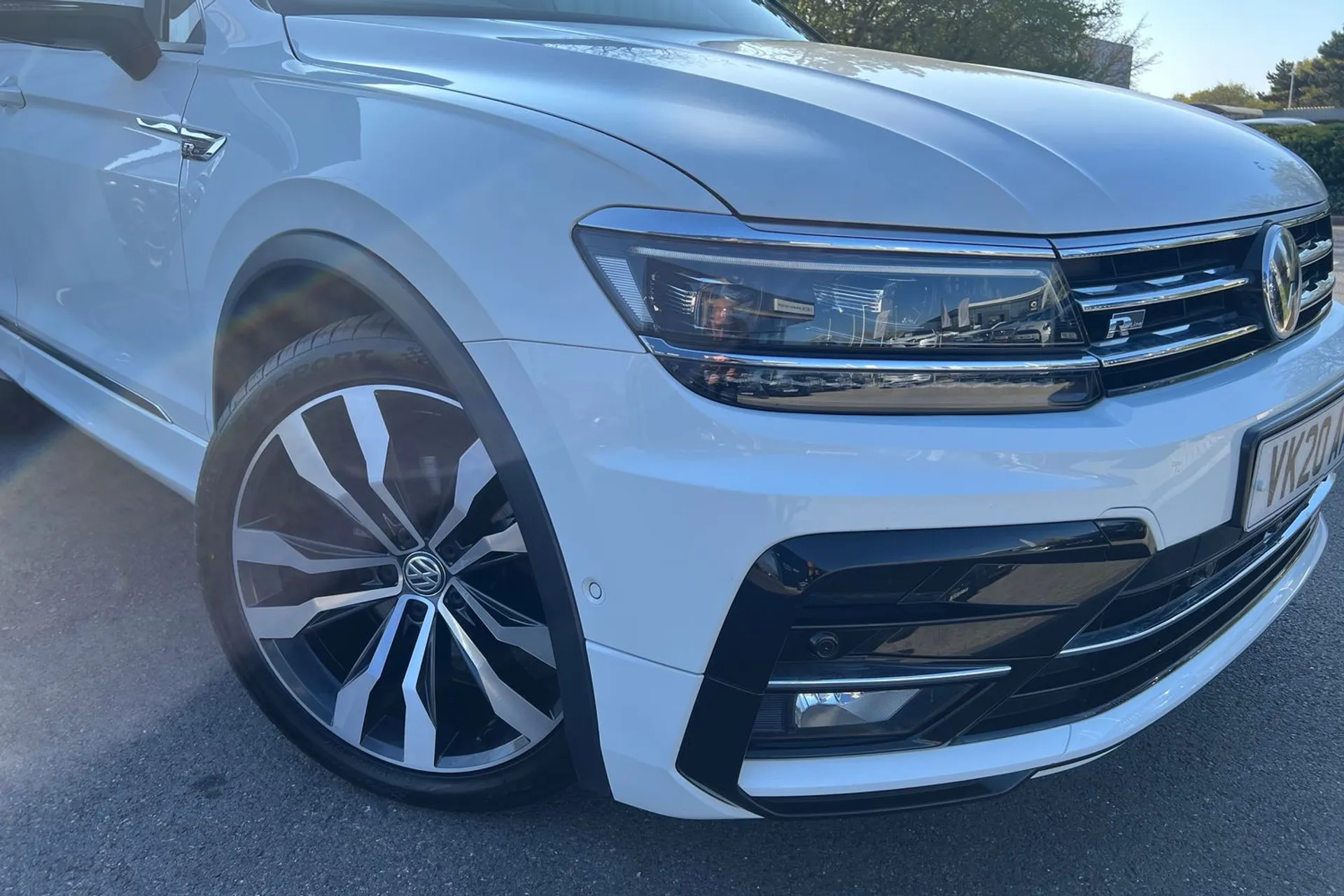 VOLKSWAGEN TIGUAN thumbnail image number 6