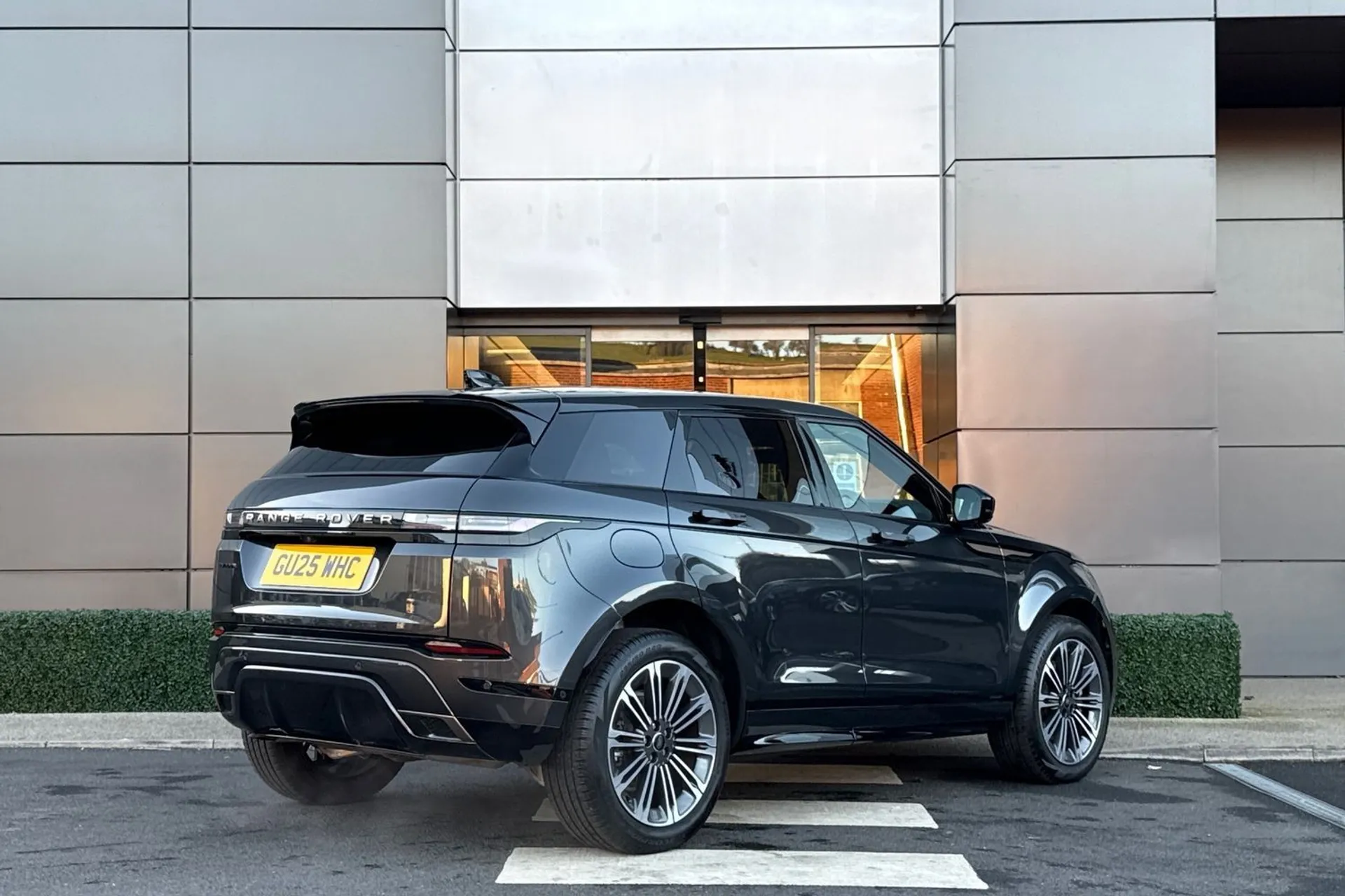 LAND ROVER RANGE ROVER EVOQUE thumbnail image number 6