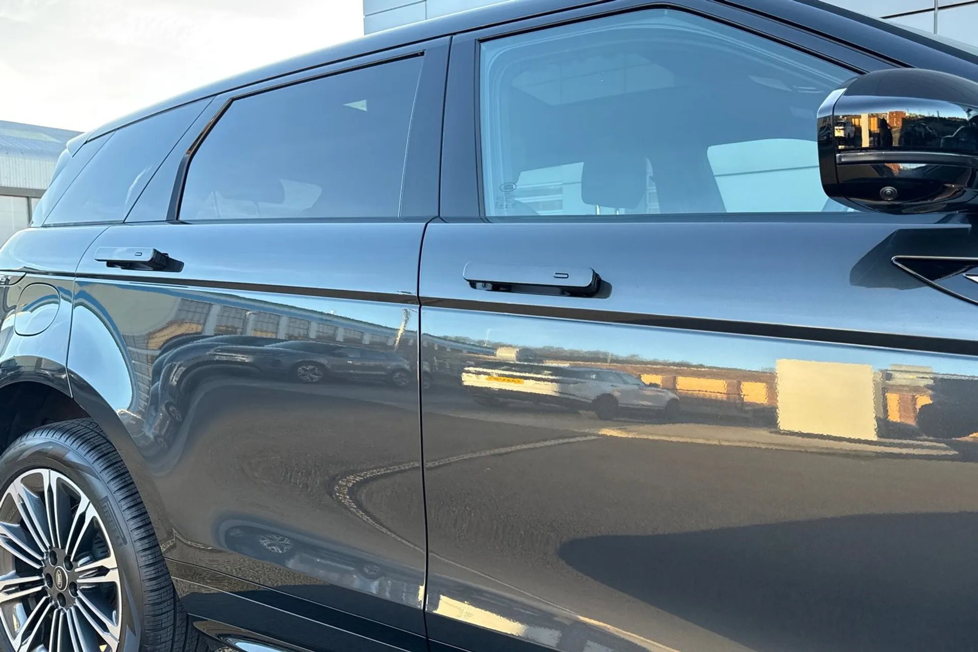 LAND ROVER RANGE ROVER EVOQUE thumbnail image number 28