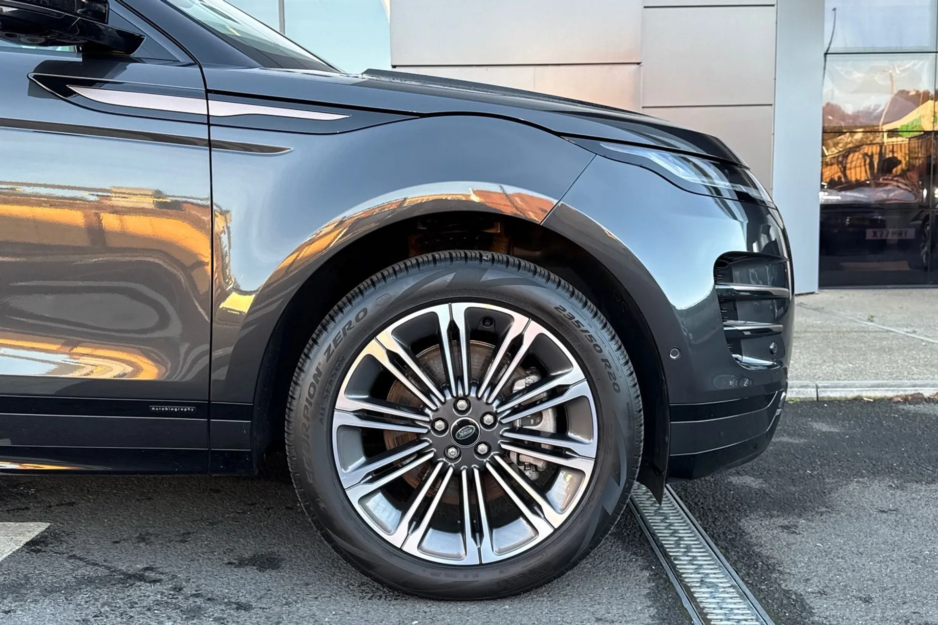 LAND ROVER RANGE ROVER EVOQUE thumbnail image number 17