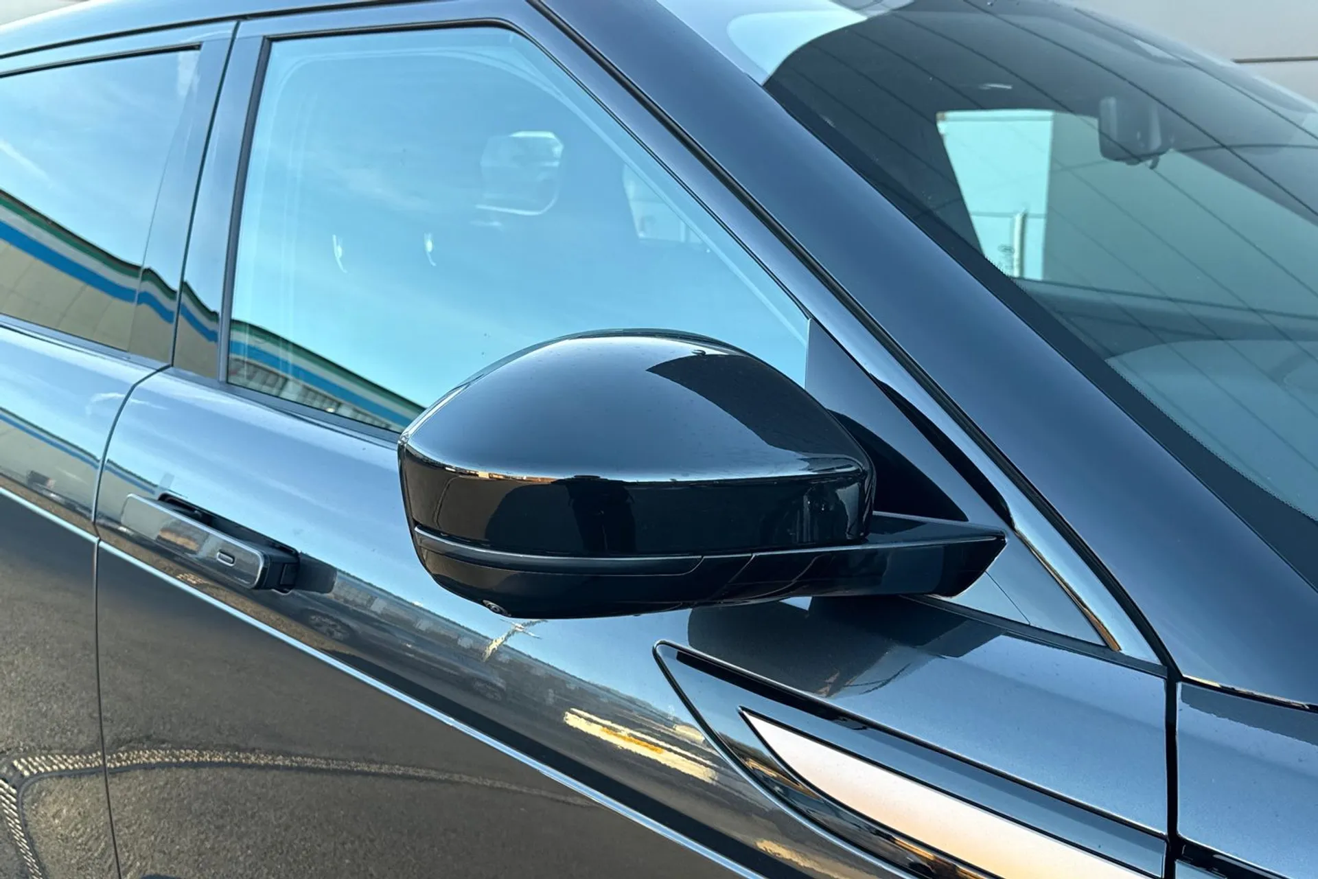 LAND ROVER RANGE ROVER EVOQUE thumbnail image number 31