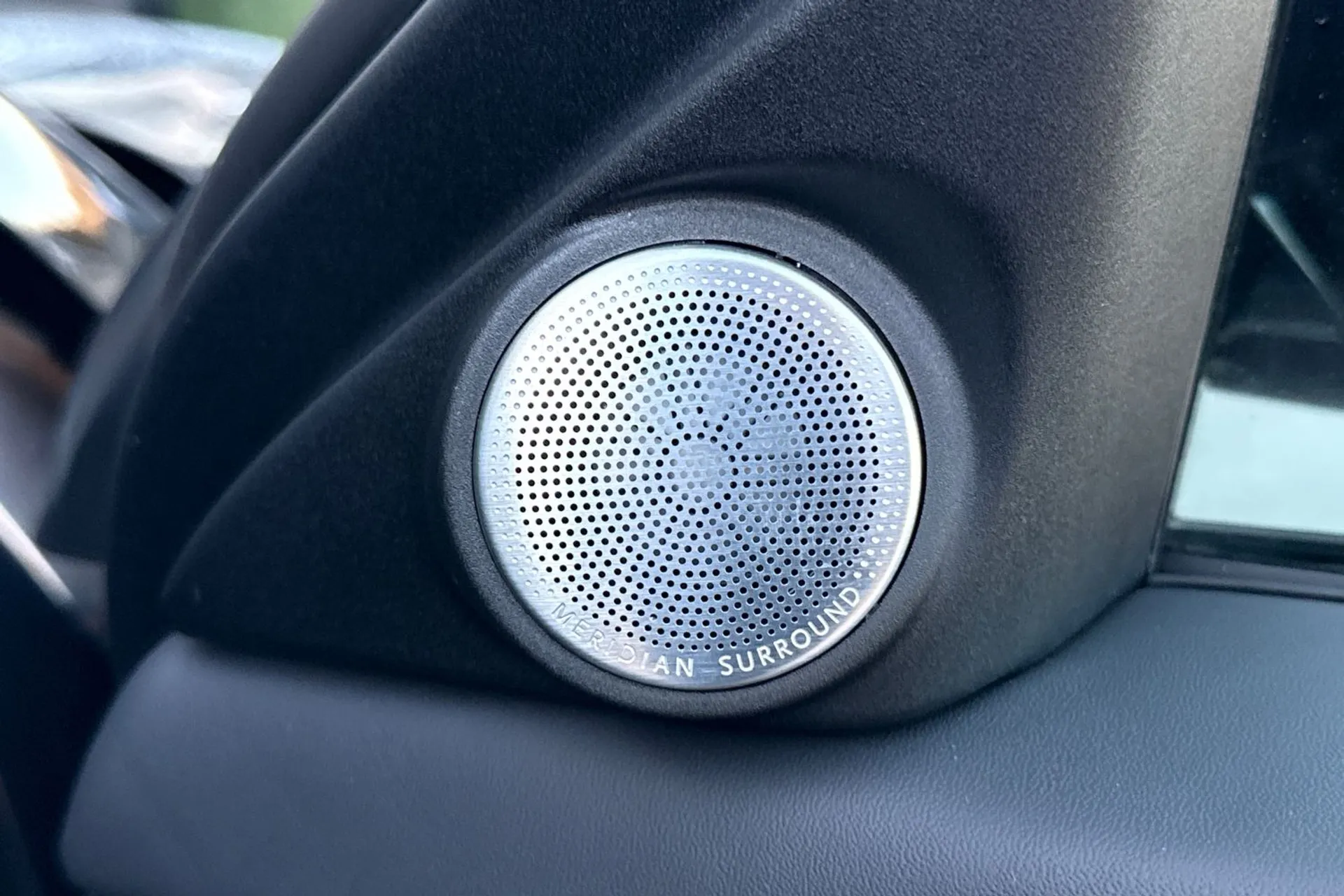 LAND ROVER RANGE ROVER EVOQUE thumbnail image number 26