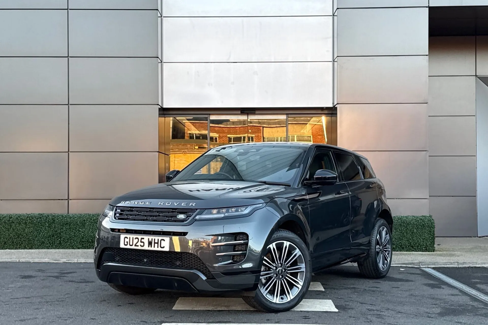 LAND ROVER RANGE ROVER EVOQUE thumbnail image number 14