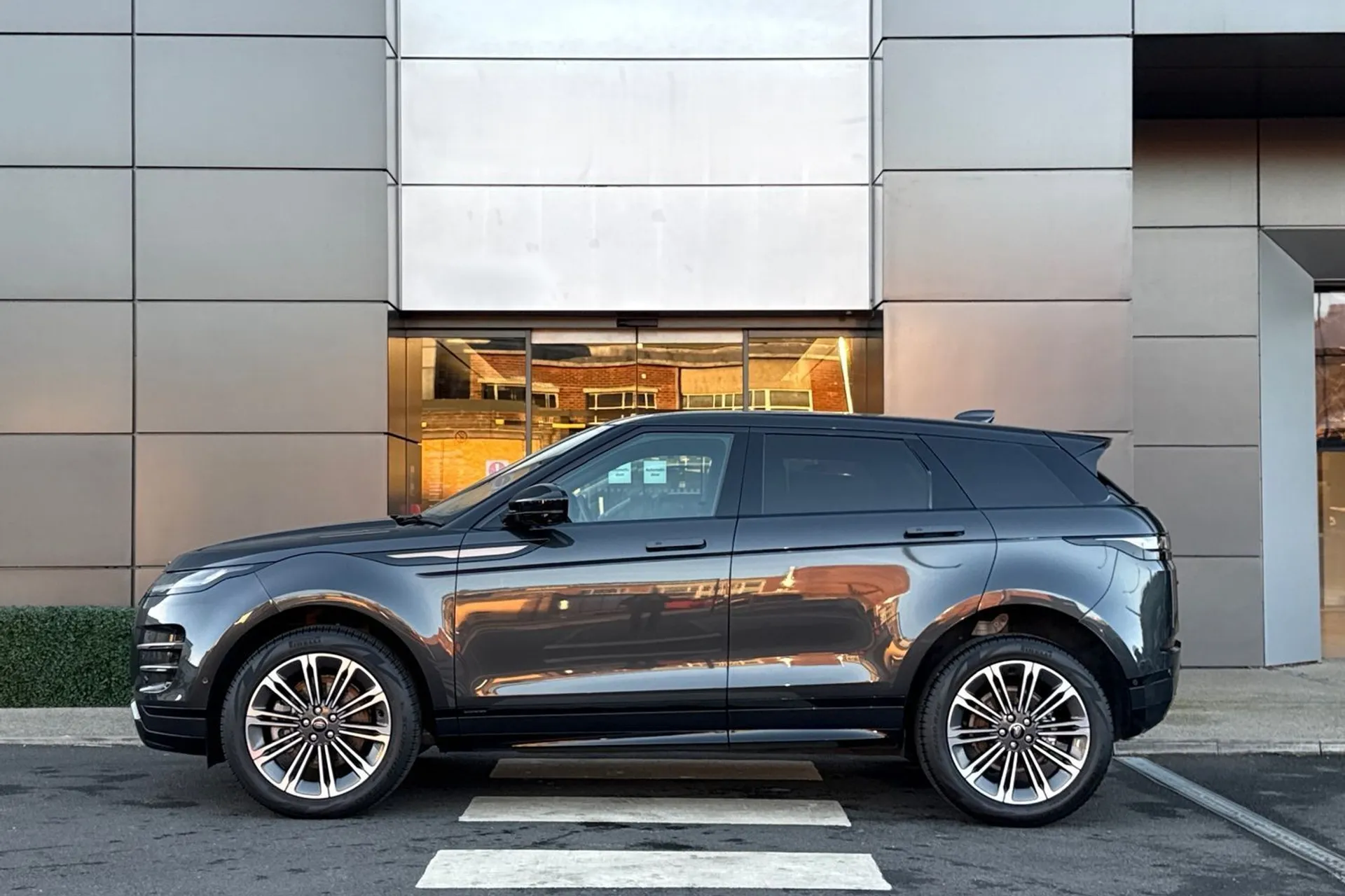 LAND ROVER RANGE ROVER EVOQUE thumbnail image number 10