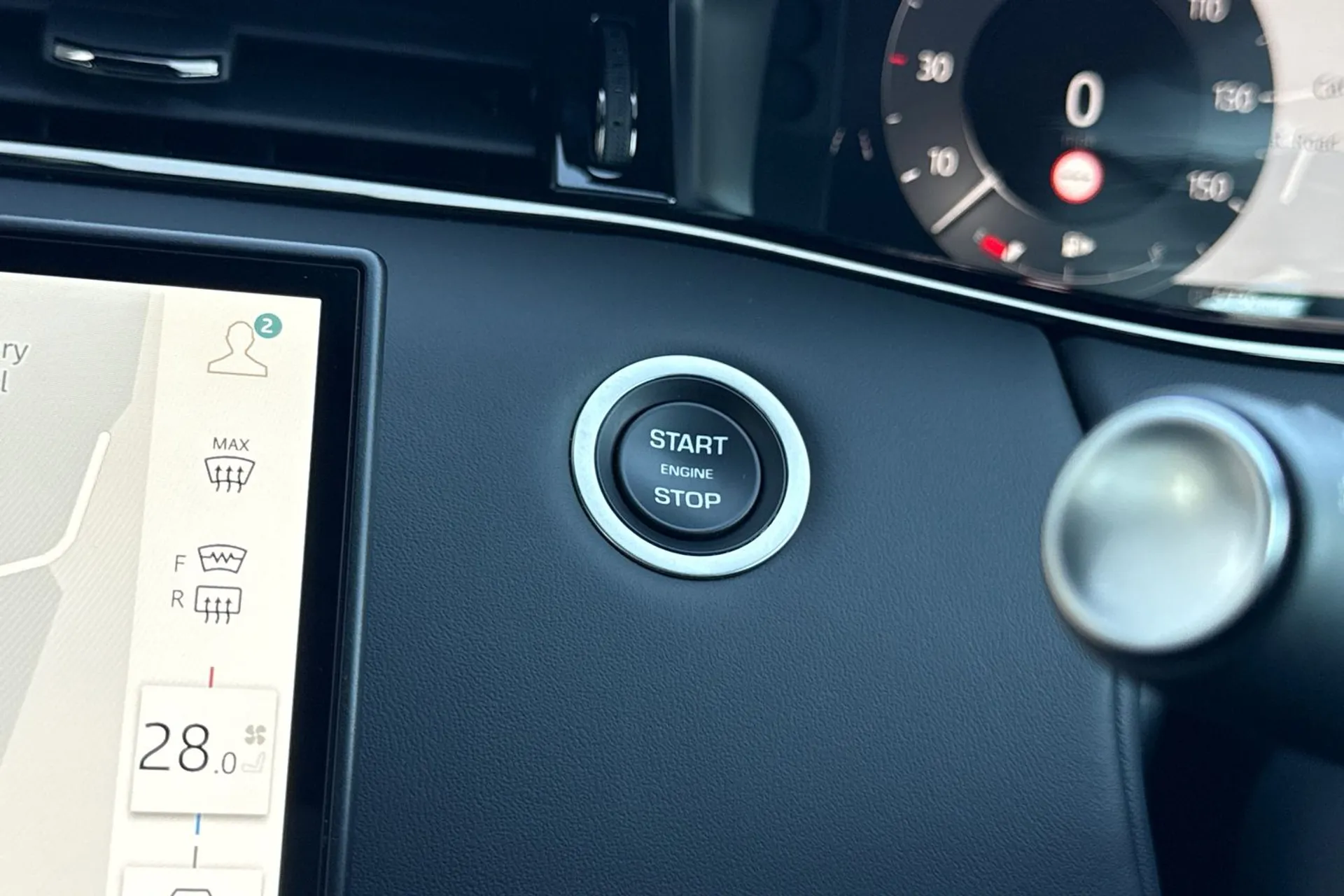 LAND ROVER RANGE ROVER EVOQUE thumbnail image number 56