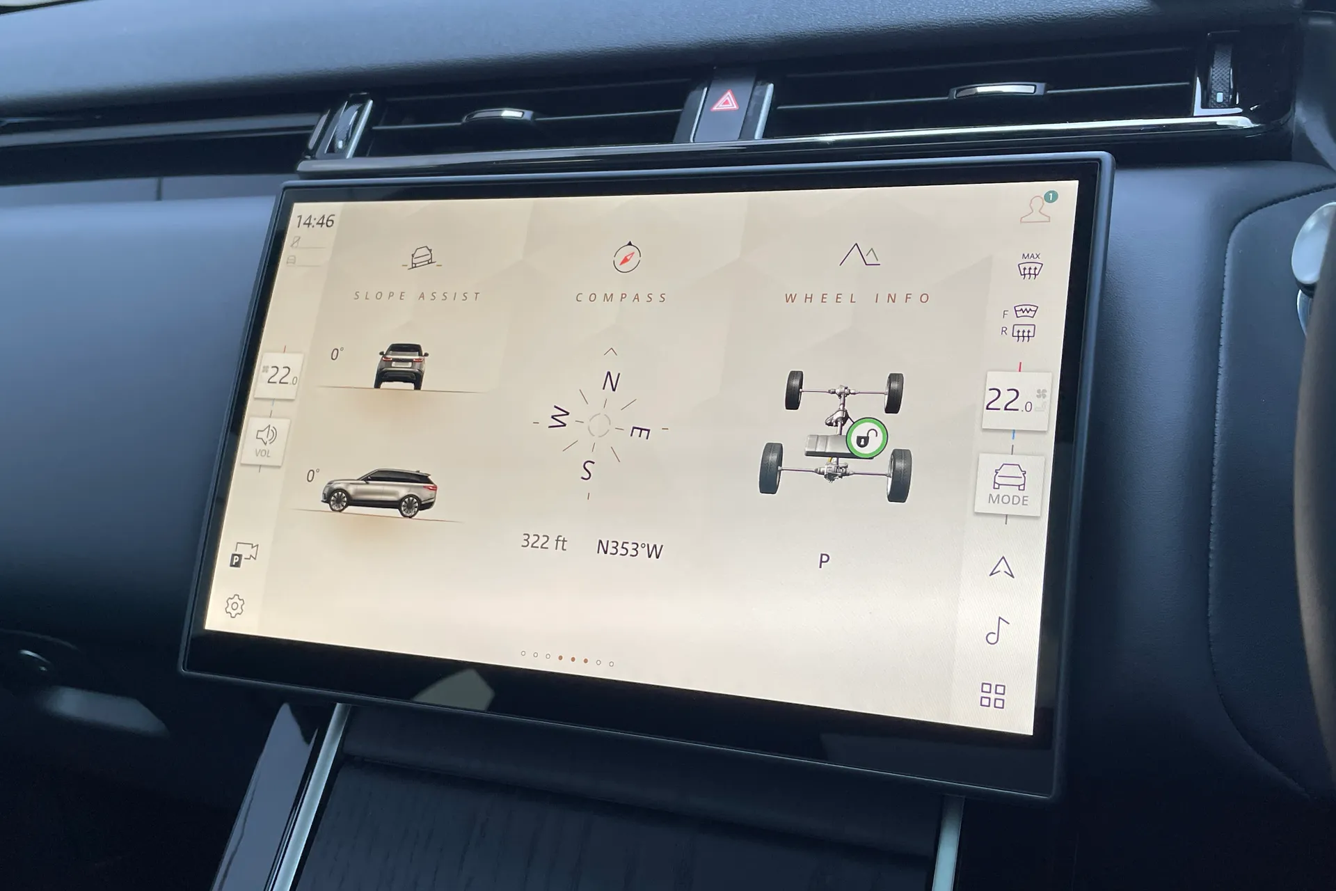 LAND ROVER RANGE ROVER VELAR thumbnail image number 53