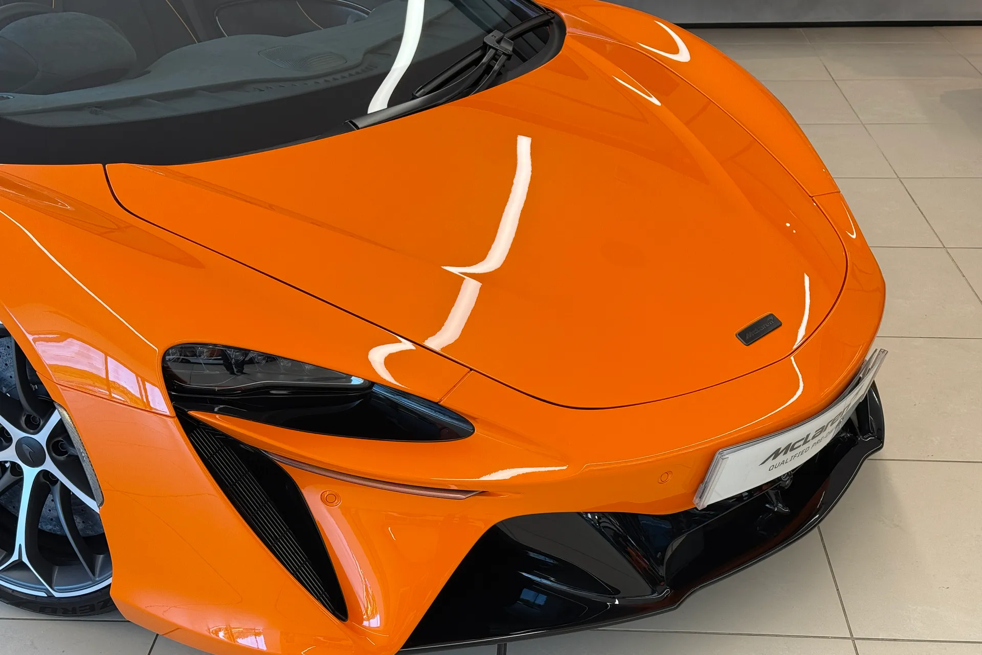 McLaren ARTURA thumbnail image number 8