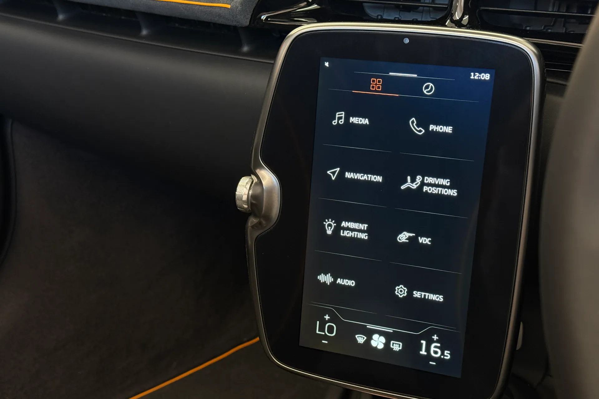 McLaren ARTURA thumbnail image number 18