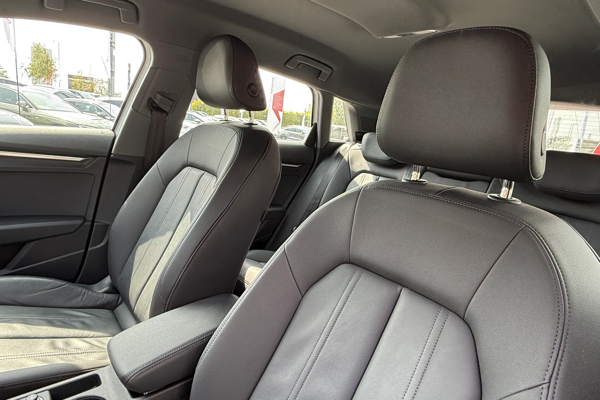 Audi A3 thumbnail image number 31