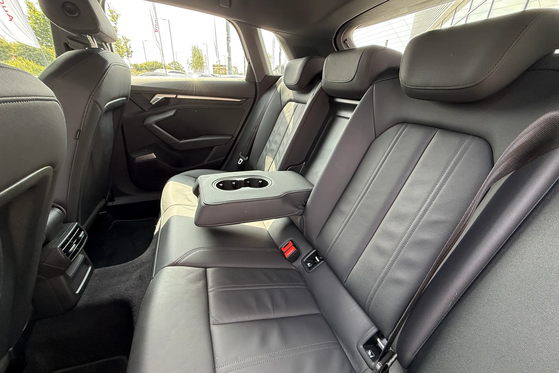 Audi A3 thumbnail image number 34